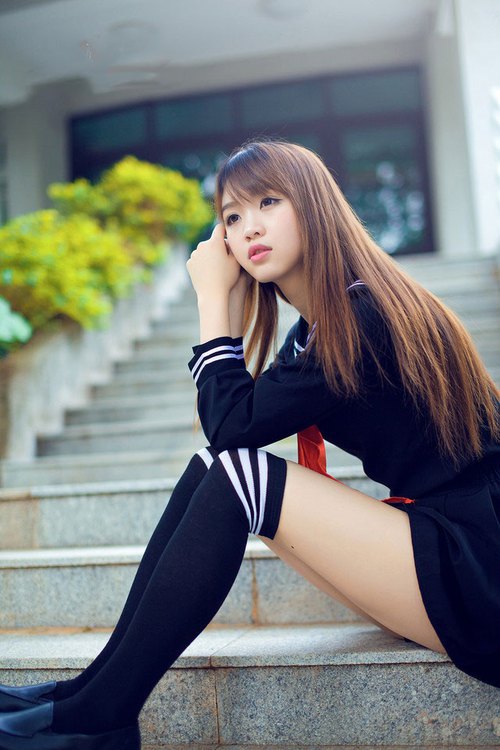 手术刀与锁链，当德布劳内的个人魔法击穿瑞典的战术铁幕