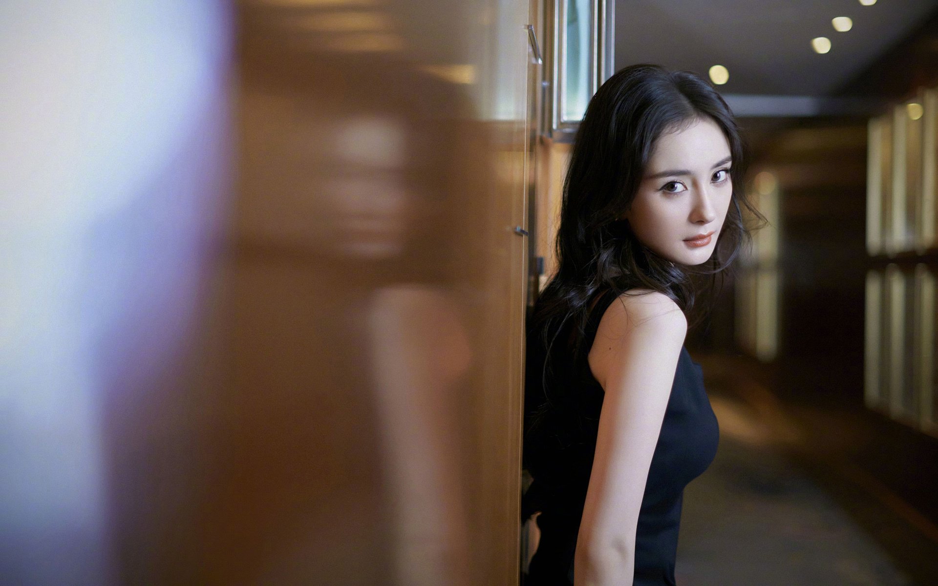 巨星的专注与平民的意志，足球映照的两种荣耀