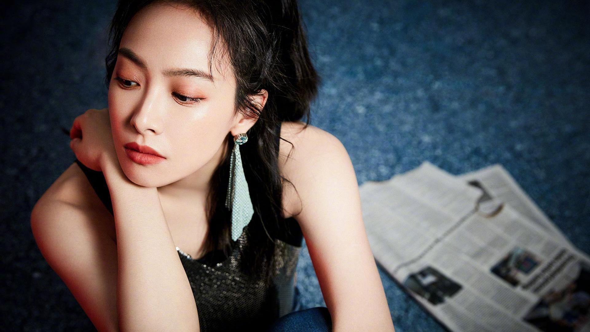 拜仁提前终结德甲悬念，法比尼奥统治级数据引领利物浦狂胜