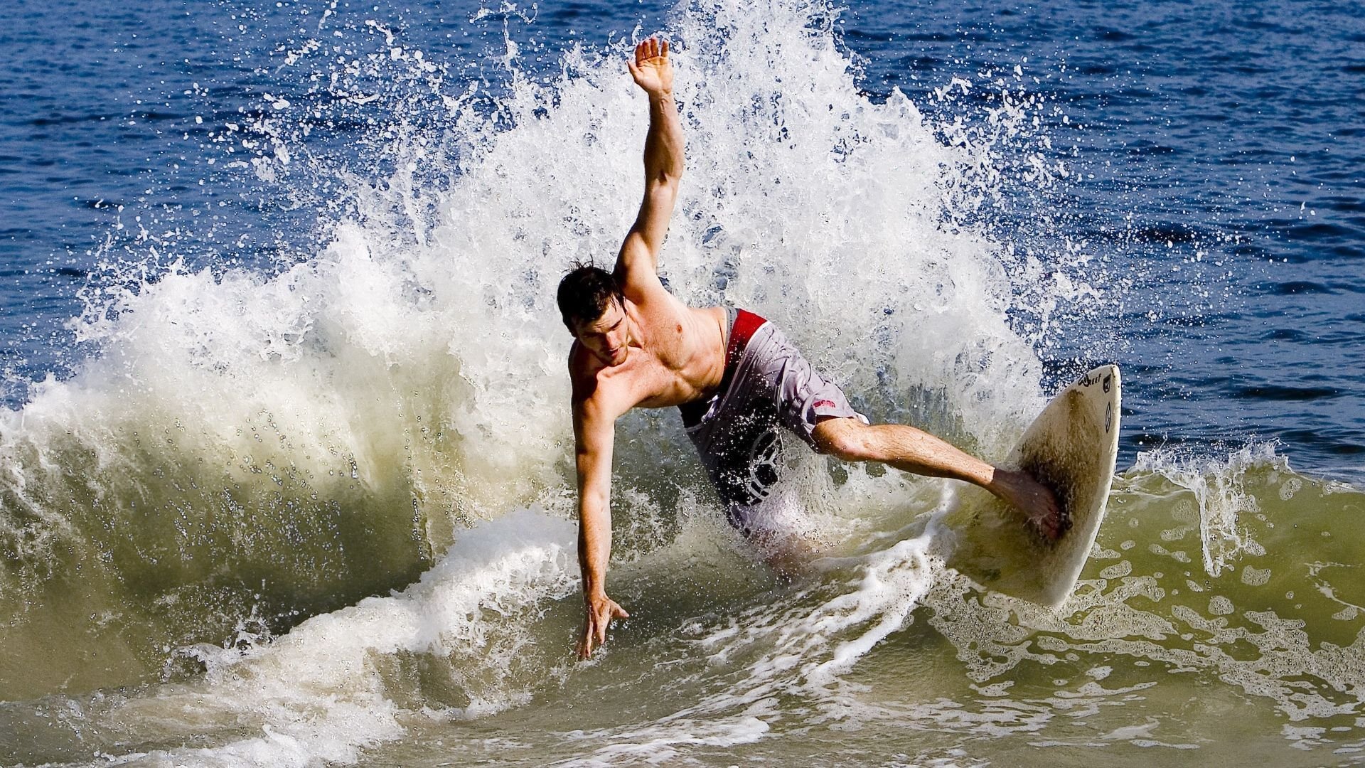 开云体育中国-跨越太平洋的逆袭，伦纳德末节19分助辽宁掀翻绿军