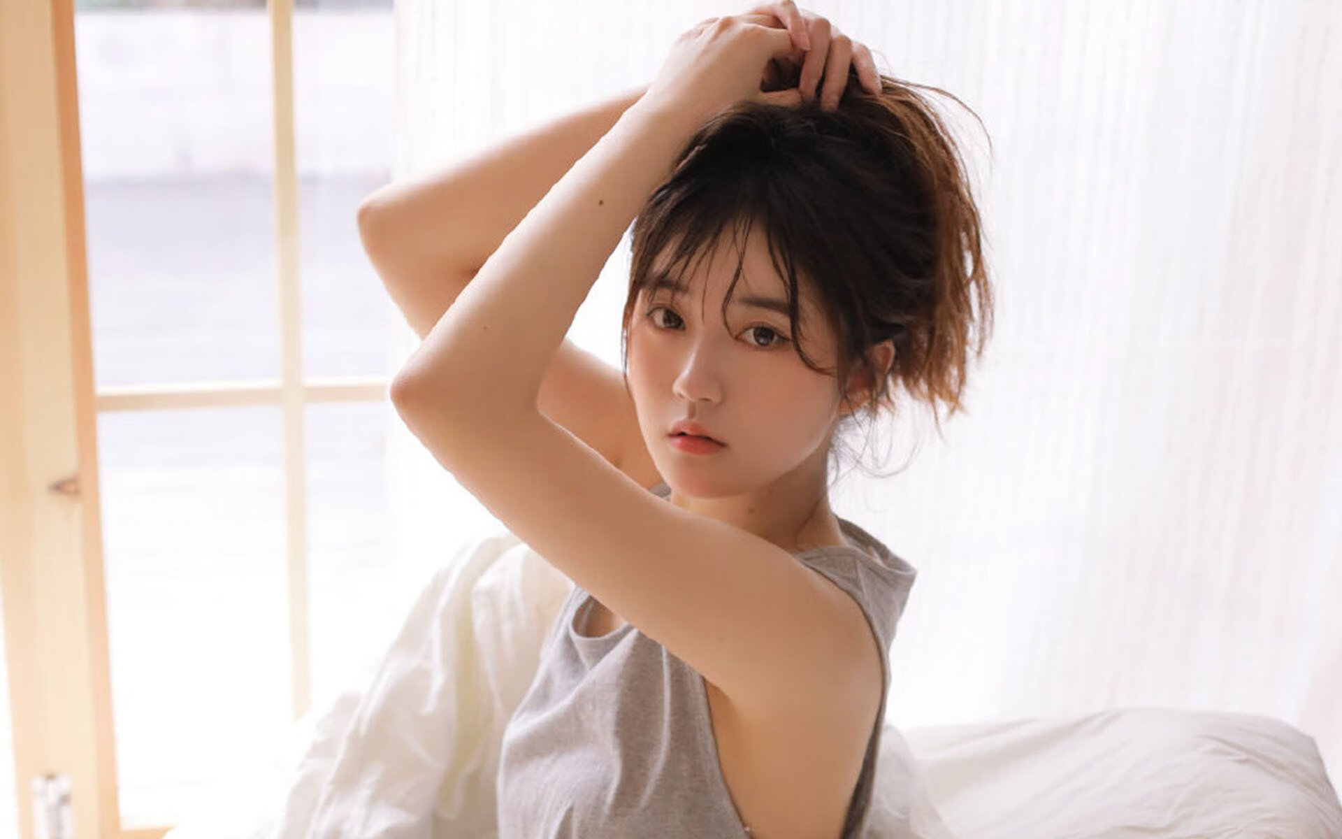 卡塔尔的幽灵，在美加墨复活，写在唯一性历史重演之夜—当罗马尼亚的碾压式反击，与齐耶赫的不朽瞬间，颠覆了2026世界杯的剧本